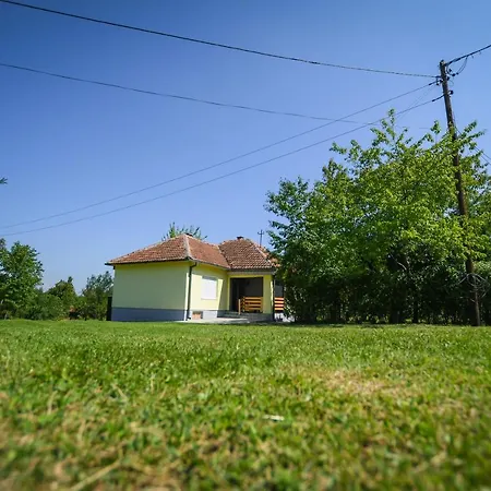 Seoska Kuca Stojanovic Ferienhaus Kladovo