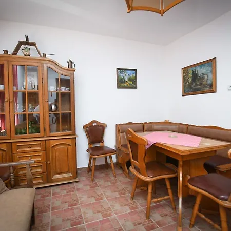 Seoska Kuca Stojanovic